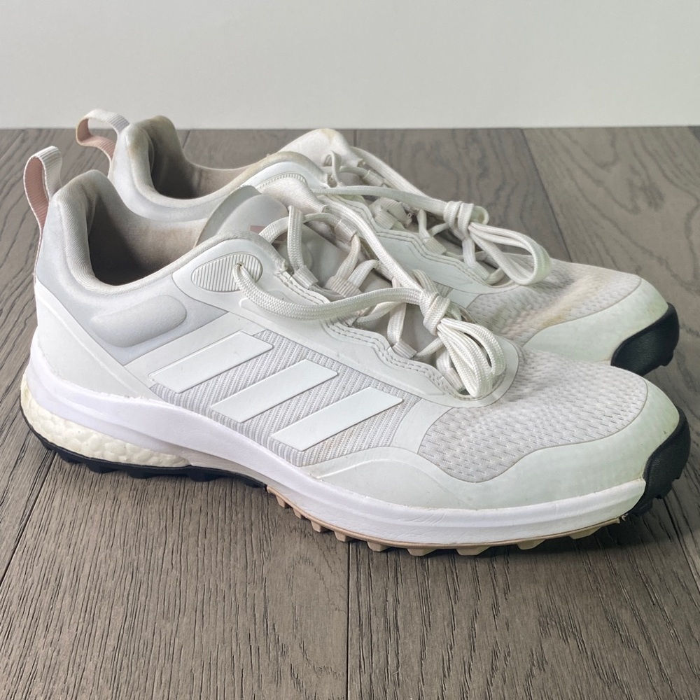Adidas Boost White Athletic Sneakers Women’s Size 8.5 US - Stained / USED